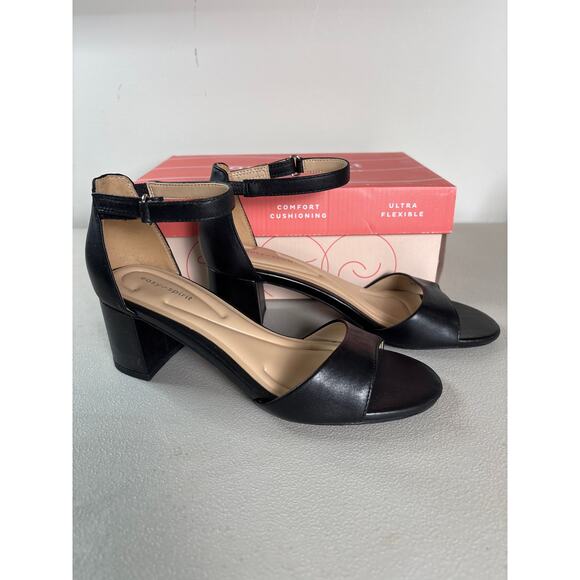 Easy Spirit Ankle Strap Block Heel Sandals Sz 7.5 Black Leather Dressy Career - Picture 2 of 7